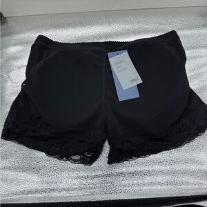 Slimbelle butt enhance panties
New 
Black
X-Large